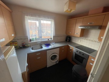 image of 65 Pennyfields, Bolton on Dearne