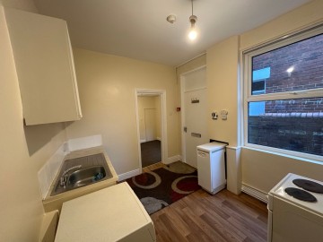 image of Flat 2, 39 High Street